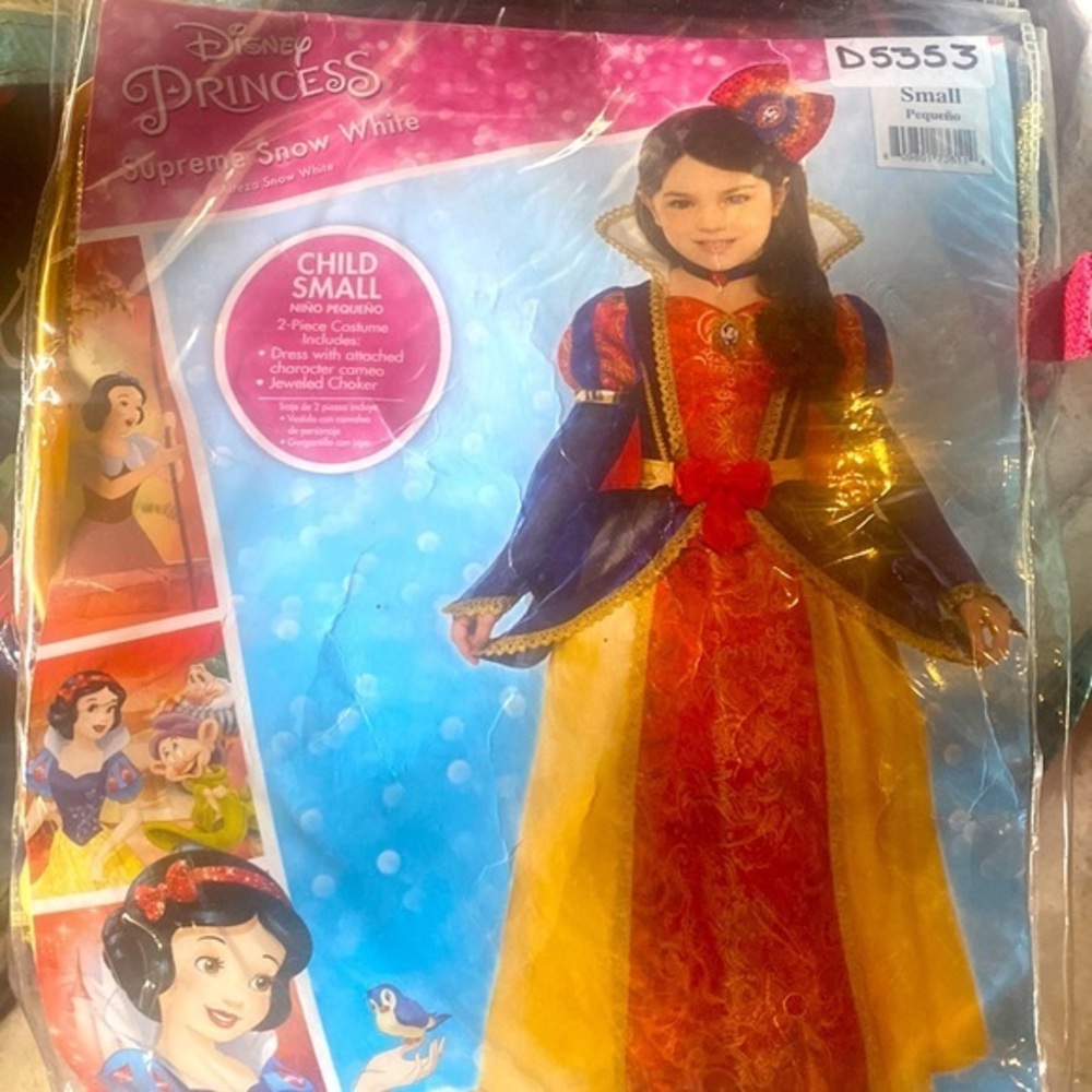Disney princess supreme snow white Halloween costume children’s size sma…